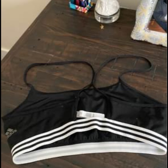 sports bra - Picture 2 of 4